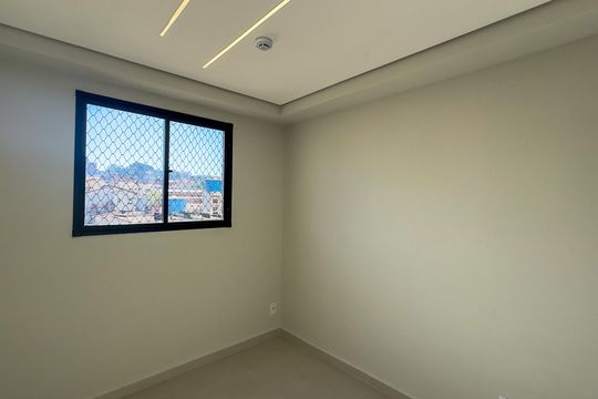 Quarto 1 de apartamento para alugar com 2 quartos, 36m² em Jardim Aeroporto, São Paulo