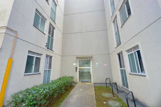 Fachada do bloco de apartamento para alugar com 2 quartos, 50m² em Jardim Novo Portugal, Guarulhos