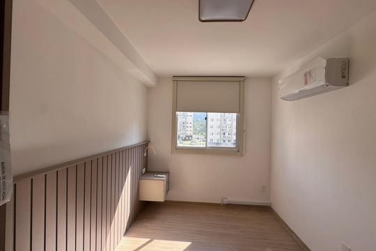 Suíte de apartamento à venda com 2 quartos, 50m² em Barra Olímpica, Rio de Janeiro
