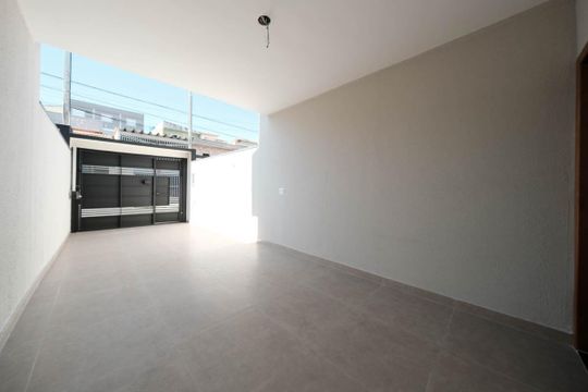 Garagem de casa à venda com 3 quartos, 110m² em Jardim Maringa, São Paulo