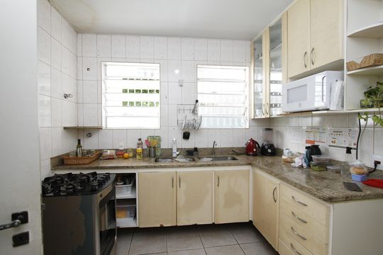 Cozinha de casa à venda com 4 quartos, 264m² em Santa Lúcia, Belo Horizonte
