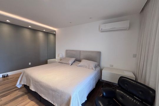 Suite 1 de apartamento à venda com 3 quartos, 350m² em Recreio dos Bandeirantes, Rio de Janeiro