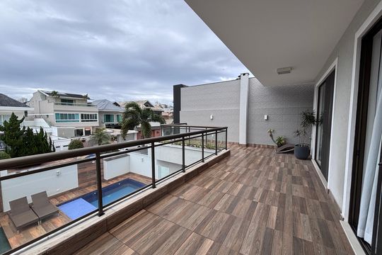 Varanda de apartamento à venda com 3 quartos, 350m² em Recreio dos Bandeirantes, Rio de Janeiro
