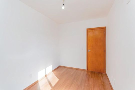 Quarto de apartamento para alugar com 2 quartos, 64m² em Jardim Itu Planalto, Porto Alegre