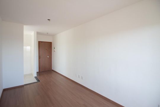 Sala de apartamento para alugar com 2 quartos, 50m² em Tijuca, Belo Horizonte