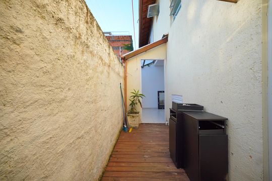 Área de Serviço de casa para alugar com 2 quartos, 110m² em Rio Tavares, Florianópolis