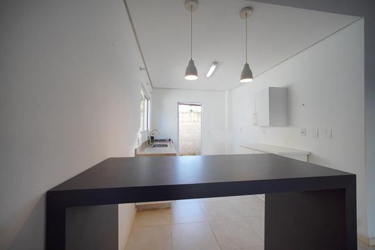 Cozinha de casa para alugar com 2 quartos, 110m² em Rio Tavares, Florianópolis