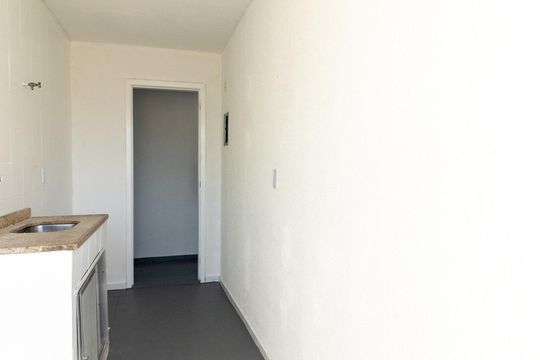 Cozinha de apartamento para alugar com 2 quartos, 52m² em Realengo, Rio de Janeiro