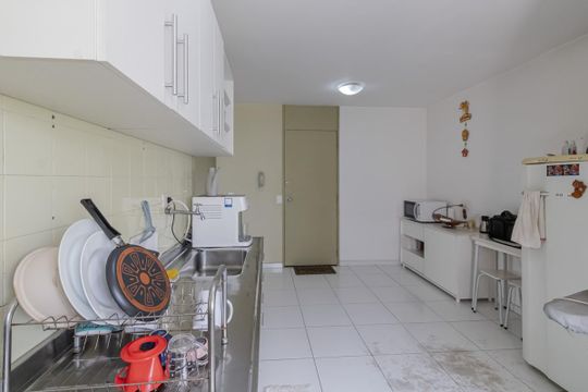 Cozinha de apartamento para alugar com 2 quartos, 104m² em Vila Olímpia, São Paulo