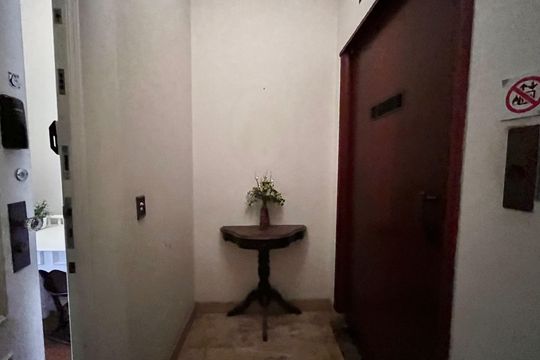 Hall de entrada de apartamento para alugar com 3 quartos, 218m² em Copacabana, Rio de Janeiro