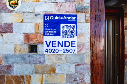 Placa instalada - 17/07/26 - ISZK - 144 de casa à venda com 3 quartos, 472m² em Planalto, Belo Horizonte
