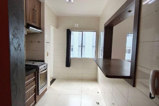 Cozinha de apartamento à venda com 2 quartos, 65m² em Vila Valparaíso, Santo André