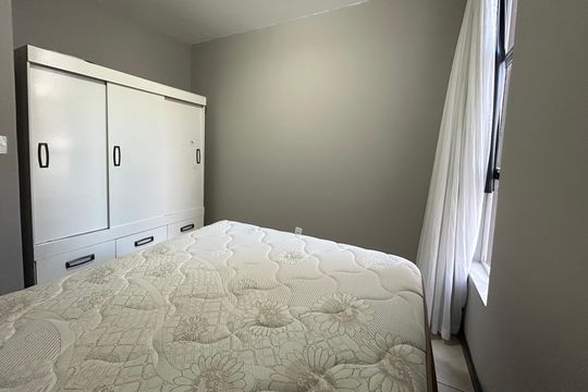 Quarto 1 de apartamento para alugar com 3 quartos, 73m² em Itacorubi, Florianópolis