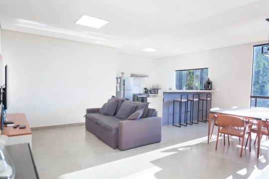Sala de casa à venda com 3 quartos, 200m² em São Sebastiao das Águas Claras, Nova Lima
