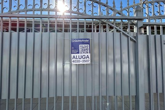 Placa de casa para alugar com 4 quartos, 100m² em Qsf, Brasília