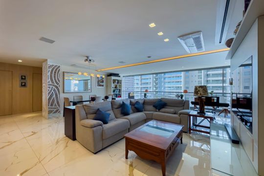 Apartamento para alugar com 4 quartos, 197m² em Jardim das Acacias, São Paulo
