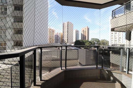 Sacada de apartamento para alugar com 1 quarto, 53m² em Centro, Uberlândia