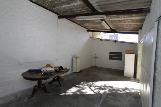 Área Externa de casa à venda com 5 quartos, 300m² em Alto Caiçaras, Belo Horizonte