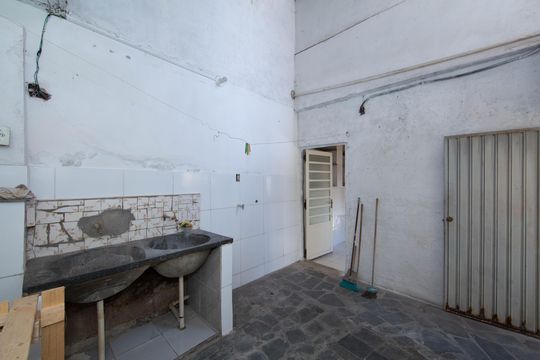 Área de serviço de casa para alugar com 2 quartos, 100m² em Alto Caiçaras, Belo Horizonte