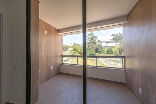 Varanda de apartamento à venda com 3 quartos, 116m² em Vila Das Flores, Nova Lima