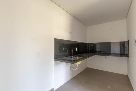 Cozinha de apartamento à venda com 3 quartos, 116m² em Vila Das Flores, Nova Lima