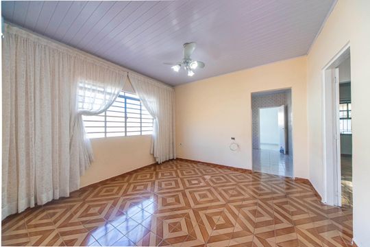 Casa à venda com 2 quartos, 163m² em Vila Aquilino, Santo André
