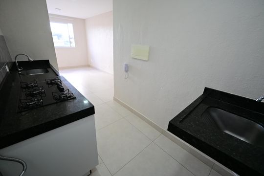 Apartamento à venda com 2 quartos, 42m² em Setor Grajaú, Goiânia