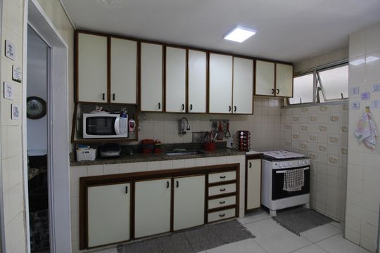 Cozinha de apartamento à venda com 2 quartos, 133m² em Freguesia (jacarepaguá), Rio de Janeiro