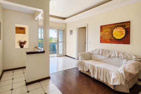 Casa à venda com 4 quartos, 900m² em Vila Proost de Souza, Campinas