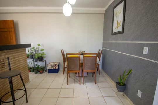 Apartamento à venda com 2 quartos, 58m² em Riacho Fundo Ii-3a Etapa, Brasília