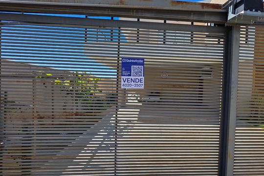 Placa e qrcode  de casa de condomínio à venda com 3 quartos, 250m² em Residencial Parque dos Buritis, Lagoa Santa
