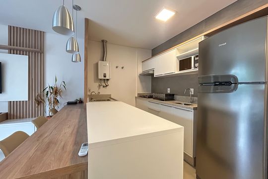 Cozinha de kitnet/studio para alugar com 1 quarto, 40m² em Agronômica, Florianópolis