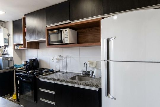 Cozinha de apartamento para alugar com 3 quartos, 67m² em Passo d’Areia, Porto Alegre