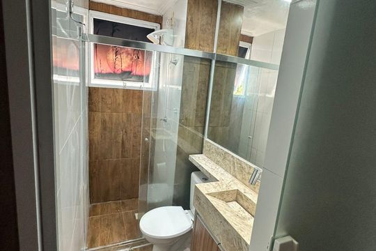Banheiro social de apartamento para alugar com 2 quartos, 39m² em Nova Brasília, Salvador