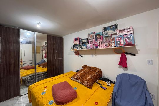 Quarto 2 de casa à venda com 2 quartos, 29m² em Recreio dos Bandeirantes, Rio de Janeiro