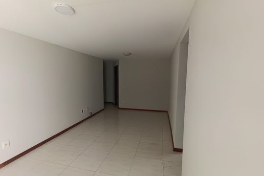 SALA de apartamento para alugar com 2 quartos, 98m² em Costazul, Rio das Ostras