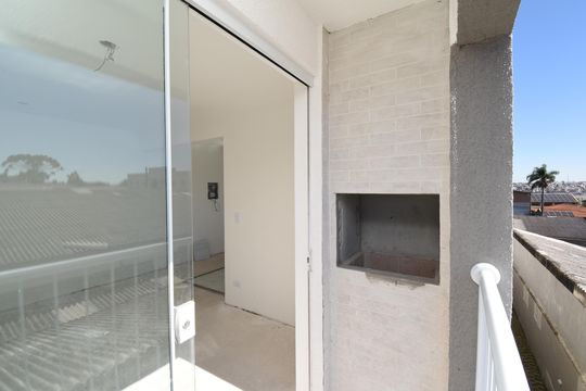Sacada de apartamento para alugar com 3 quartos, 81m² em Emiliano Perneta, Pinhais