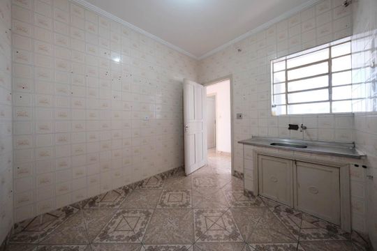Cozinha e Área de Serviço de apartamento para alugar com 2 quartos, 75m² em Vila Talarico, São Paulo