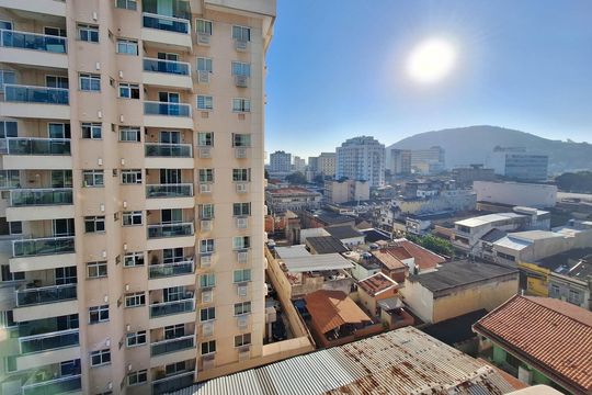 Quarto 1 de apartamento à venda com 2 quartos, 68m² em Centro, Niterói