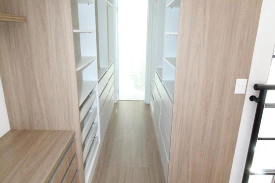 Suíte de apartamento para alugar com 1 quarto, 78m² em Parque Residencial Aquarius, São José dos Campos