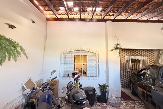 Garagem de casa à venda com 3 quartos, 109m² em jardim paulista, Várzea Paulista