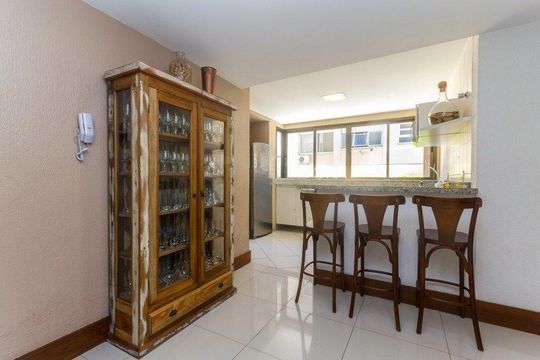 Apartamento para alugar com 2 quartos, 88m² em São João, Porto Alegre