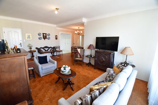 Apartamento à venda com 3 quartos, 156m² em Vila Itapura, Campinas