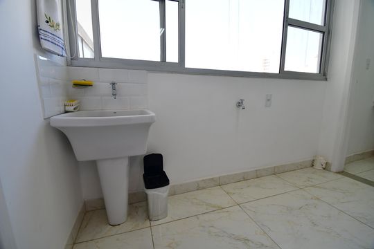 Área de Serviço de apartamento à venda com 3 quartos, 156m² em Vila Itapura, Campinas