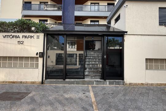 Fachada de apartamento para alugar com 2 quartos, 65m² em Jardim Las Palmas, Guarujá