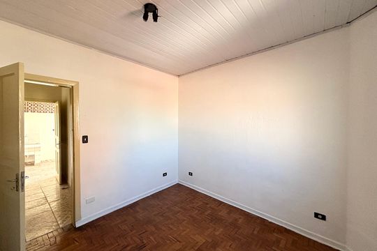 Querto 2 de apartamento para alugar com 2 quartos, 70m² em Vila Talarico, São Paulo
