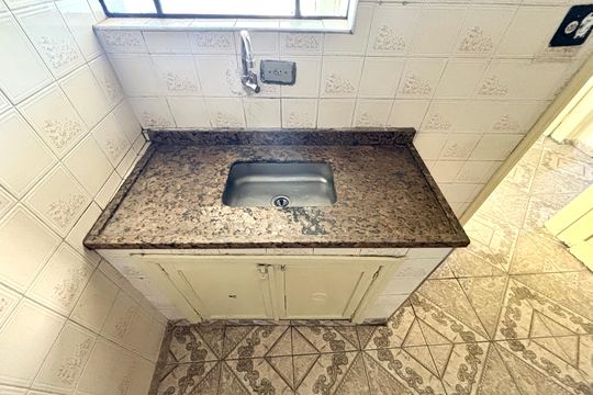 Cozinha  de apartamento para alugar com 2 quartos, 70m² em Vila Talarico, São Paulo
