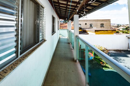 Casa à venda com 2 quartos, 100m² em São Benedito, Belo Horizonte