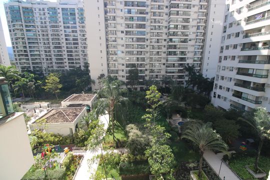 Quarto 2 - Vista de apartamento à venda com 3 quartos, 110m² em Barra Olímpica, Rio de Janeiro