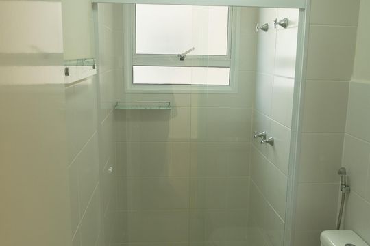 Banheiro Corredor de apartamento para alugar com 2 quartos, 61m² em Nova Veneza, Paulínia
